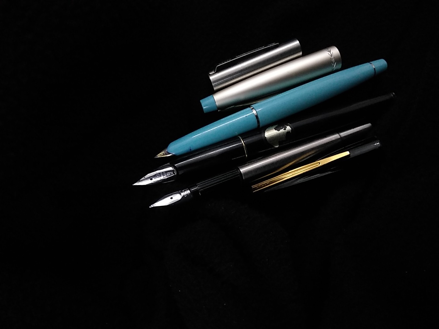 Fountain pen groups